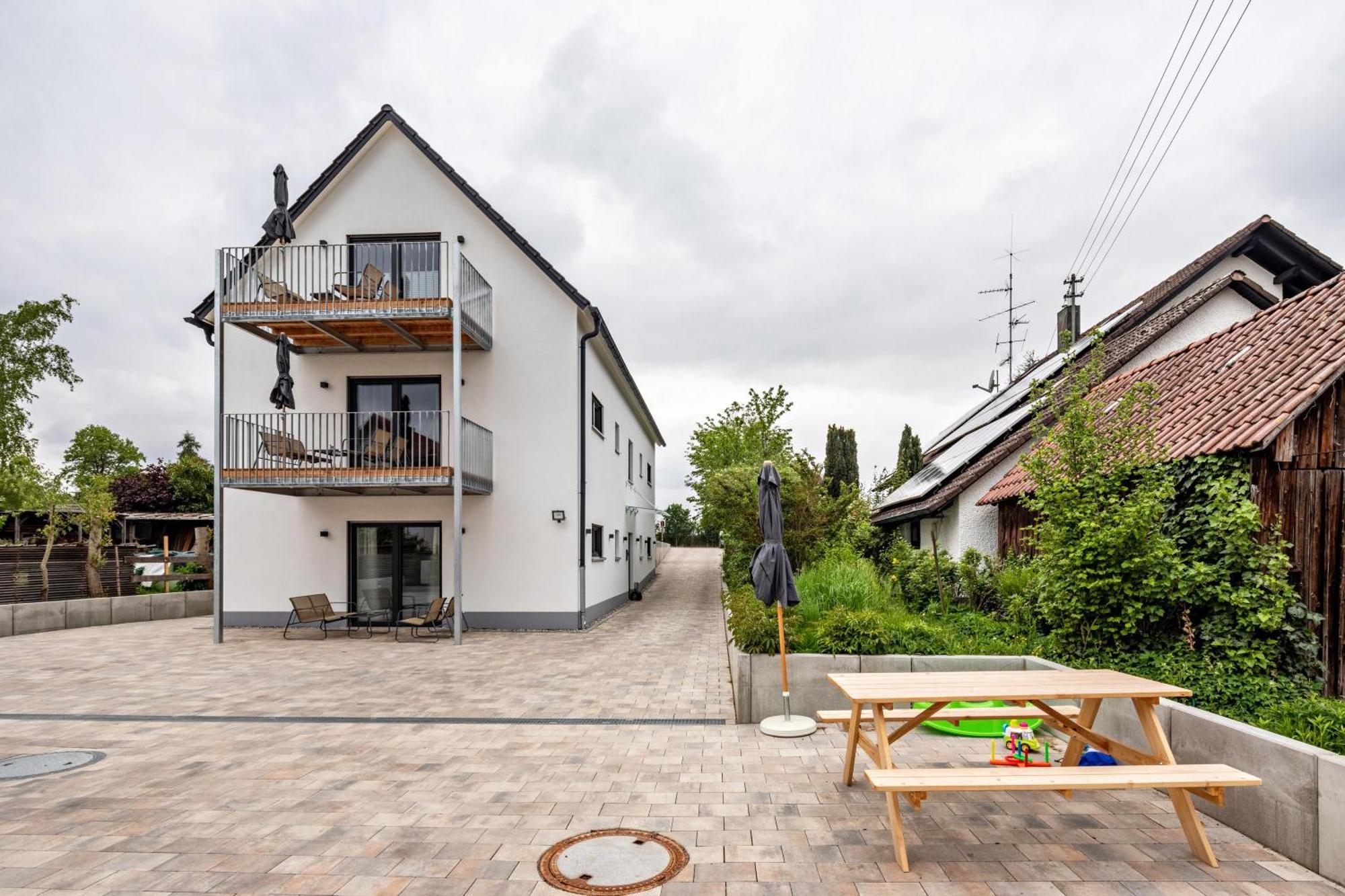 Studio 6 Parkside Apartments Günzburg Eksteriør billede