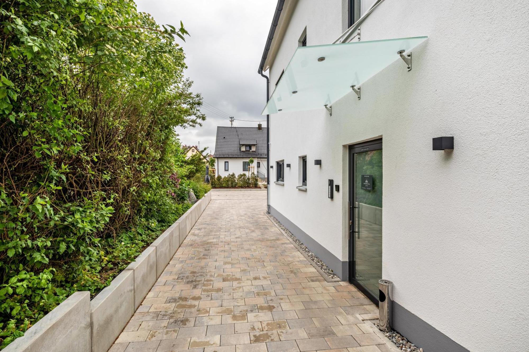 Studio 6 Parkside Apartments Günzburg Eksteriør billede